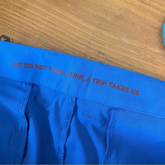 Rhone Commuter Blue Short 9 inch Inseam Mens 40 - Picture 8 of 8